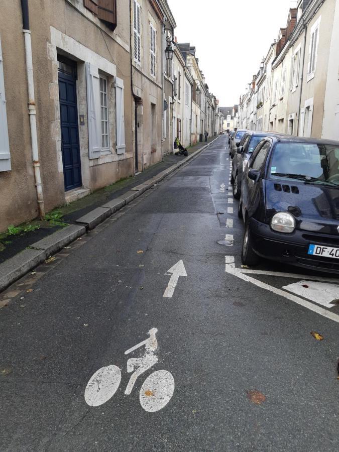 L'Atelier Calme Et Cosy A 2 Pas De La Cathedrale Apartment Orleans Exterior photo